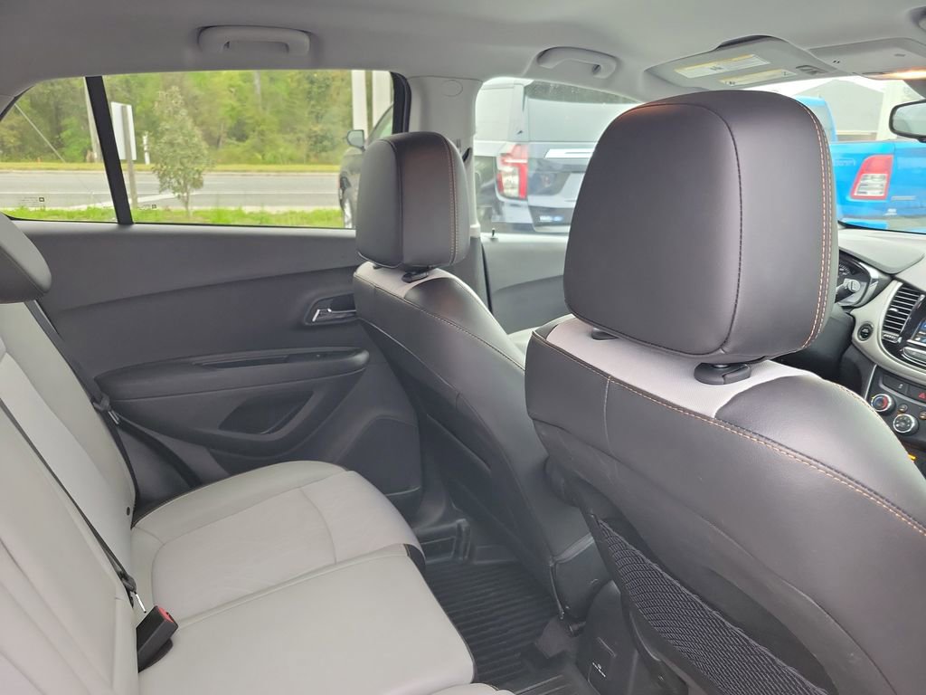Used 2019 Chevrolet Trax LT w/ Driver Confidence Package image 31
