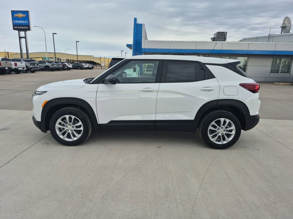 New 2026 Chevrolet TrailBlazer LS w/ LS Convenience Package AWD/4WD video 2