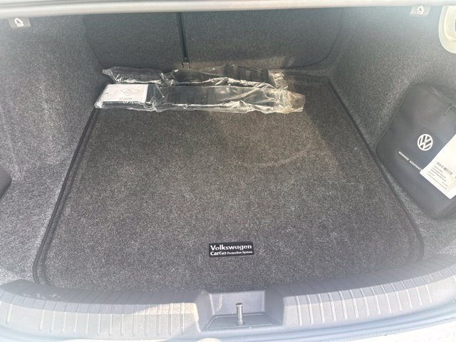 Certified 2024 Volkswagen Jetta S FWD image 15