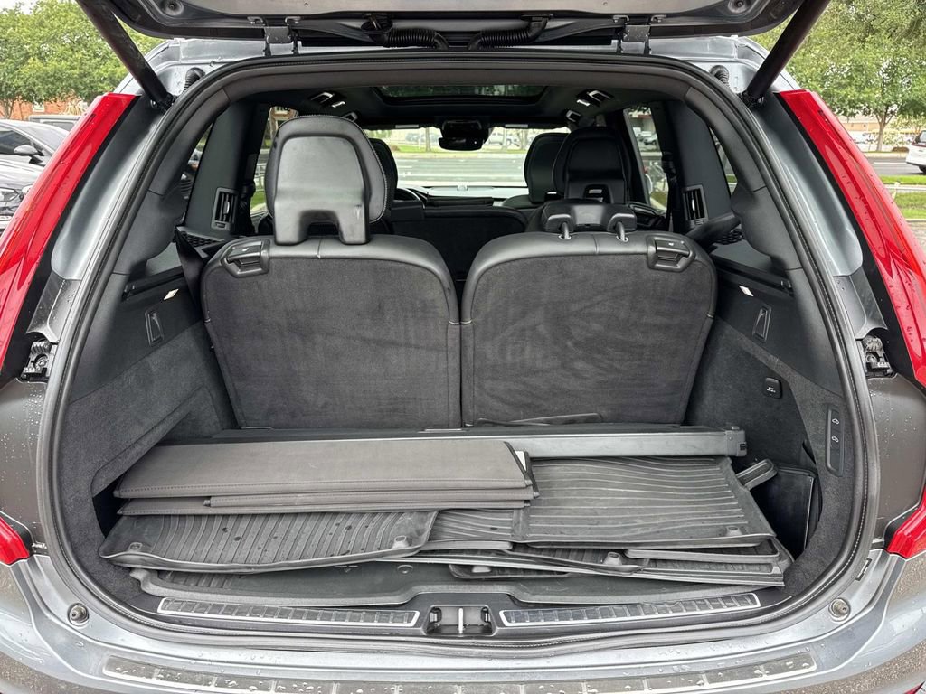 Used 2019 Volvo XC90 T6 R-Design w/ Advanced Package AWD/4WD image 9