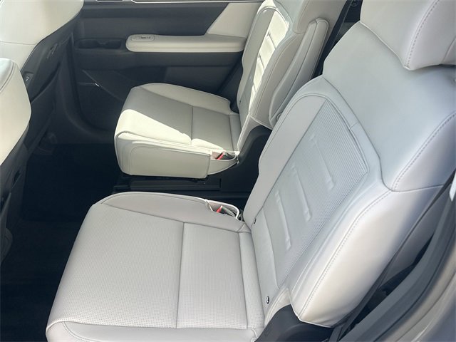 Used 2024 Hyundai Santa Fe Calligraphy image 17