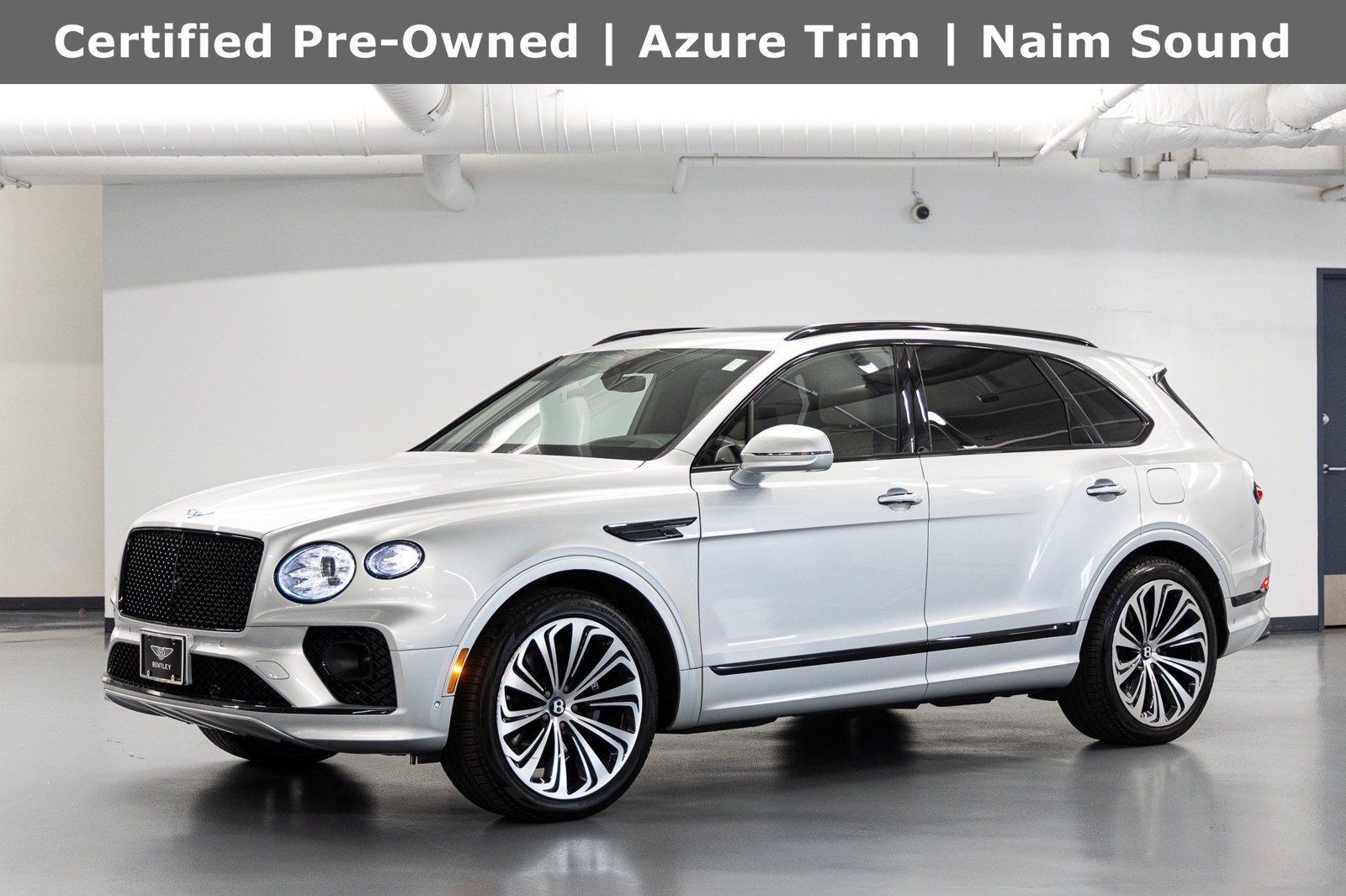 Certified 2023 Bentley Bentayga Plug-In Hybrid AWD/4WD image 1