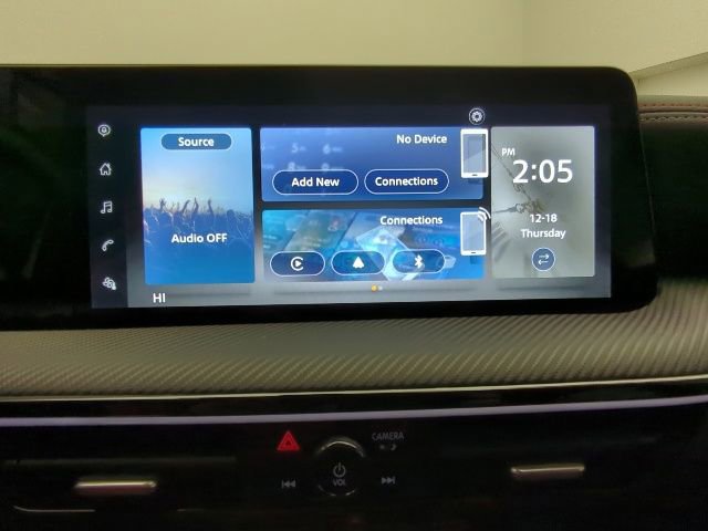 Certified 2025 Nissan Kicks SR image 14