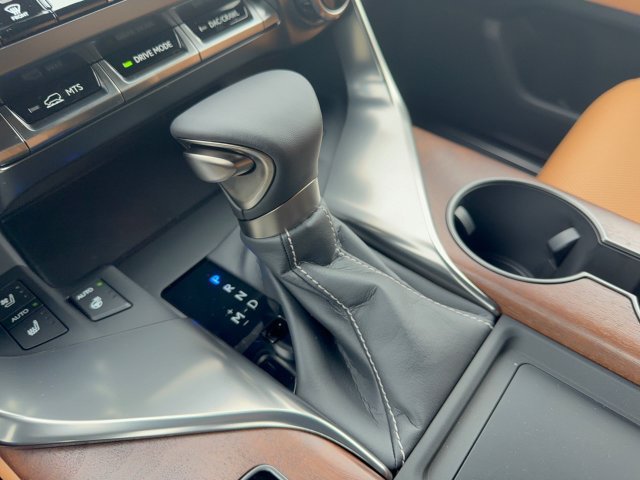 New 2026 Lexus LX 600 4WD w/ Luxury Package image 24