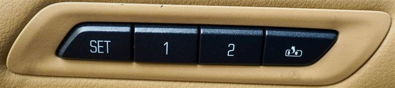 Used 2013 Cadillac XTS Luxury w/ Driver Awareness Package image 37