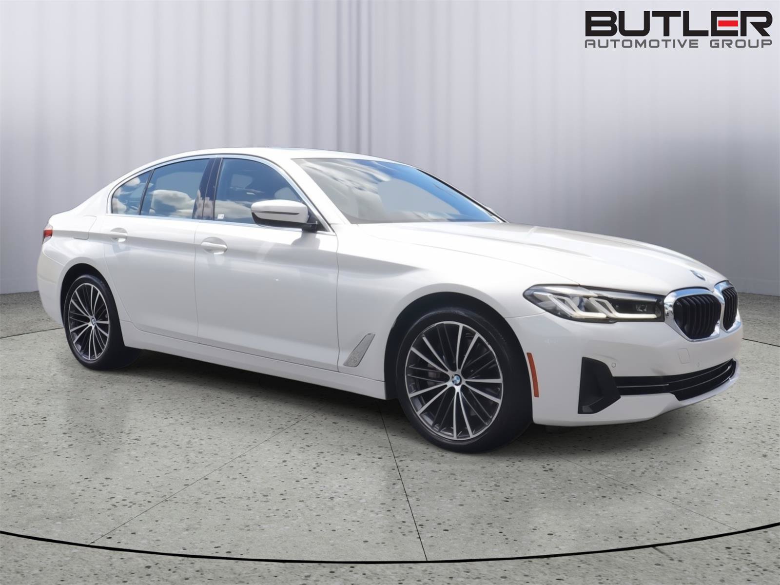 Used 2023 BMW 540i w/ Premium Package RWD image 7