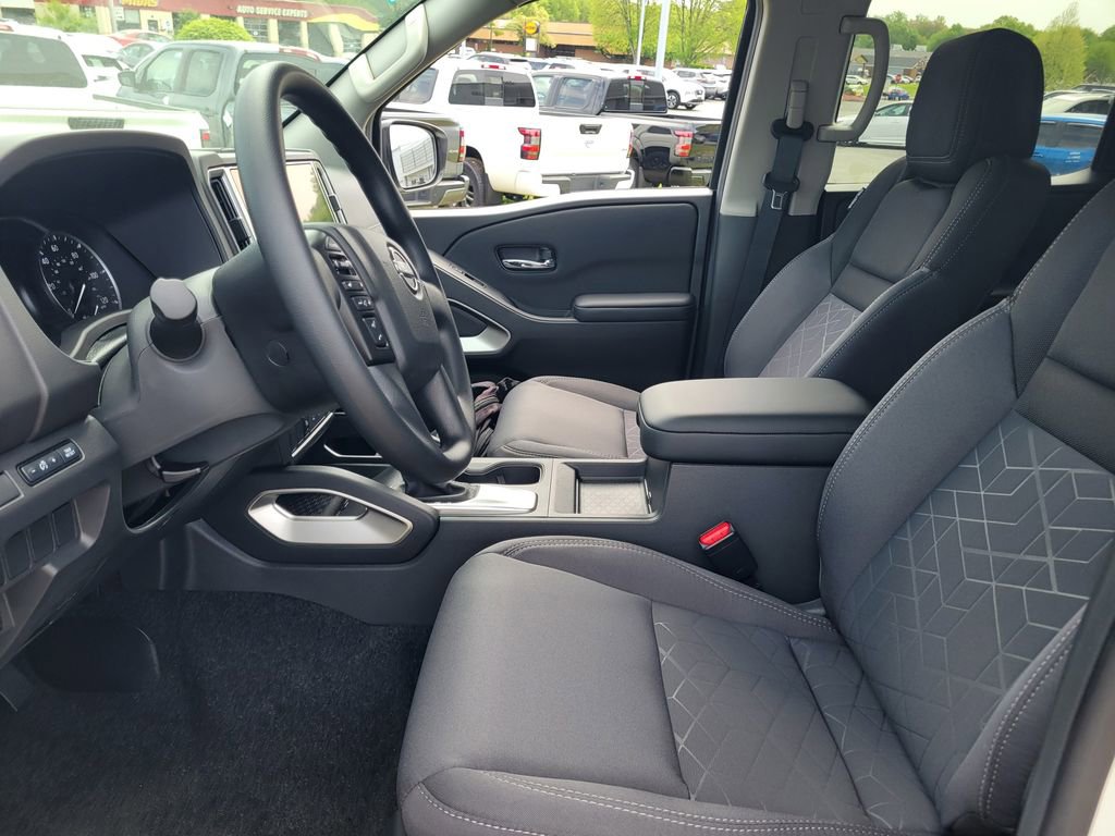 New 2025 Nissan Frontier SV image 16