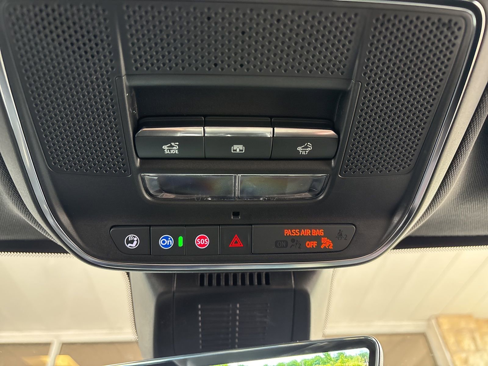 New 2026 Chevrolet Equinox RS w/ Safety and Technology Package FWD image 21