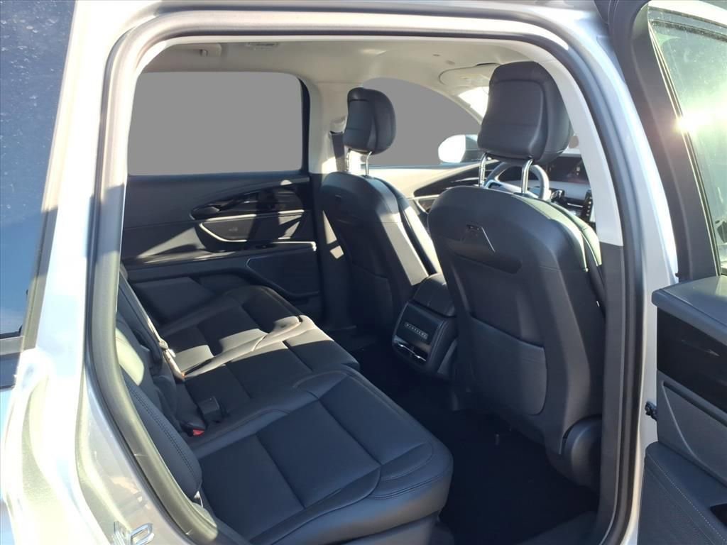 New 2026 Lincoln Nautilus Premier w/ Jet Appearance Package image 11