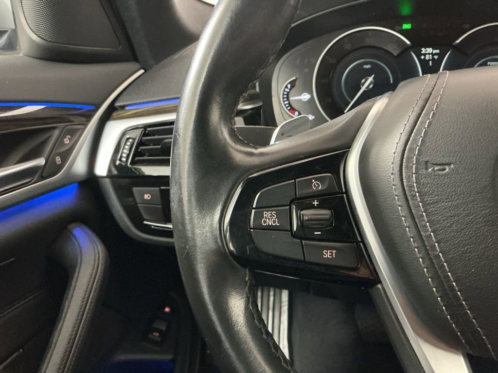 Used 2018 BMW 530e w/ Premium Package 2 image 15