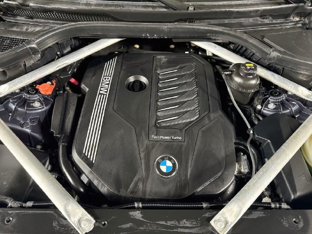 Used 2020 BMW X5 sDrive40i w/ Luxury Seating Package RWD image 38