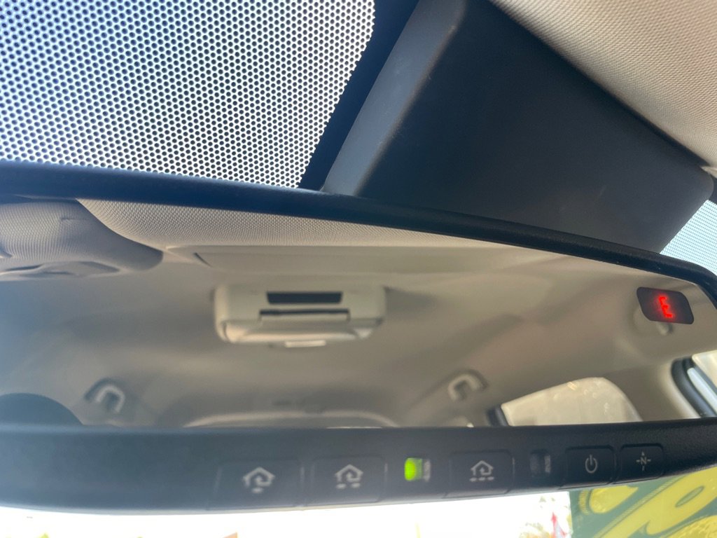 Used 2017 Nissan Rogue SL FWD image 30
