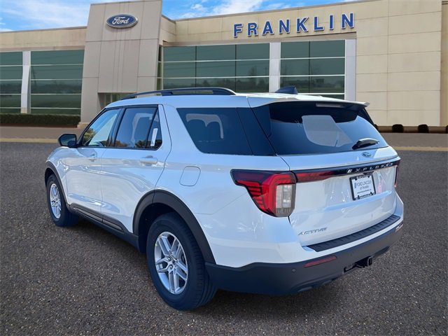 New 2026 Ford Explorer Active image 5