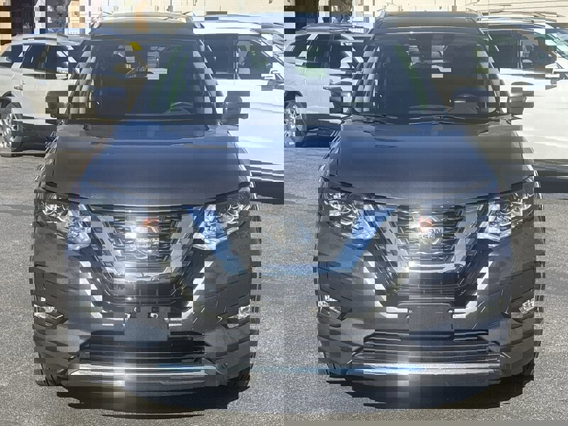 Used 2017 Nissan Rogue SL image 10