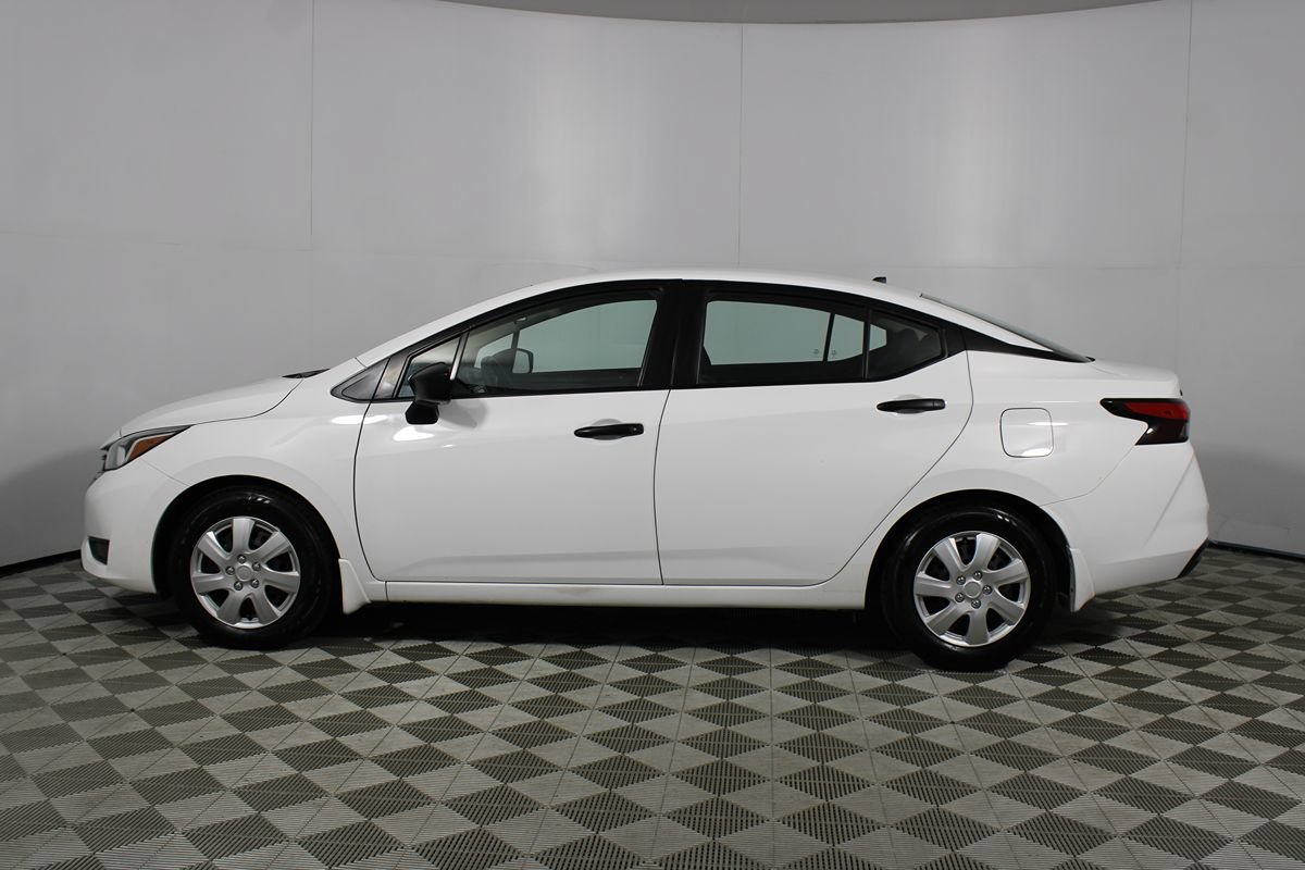 Used 2024 Nissan Versa S w/ Trunk Package FWD image 4