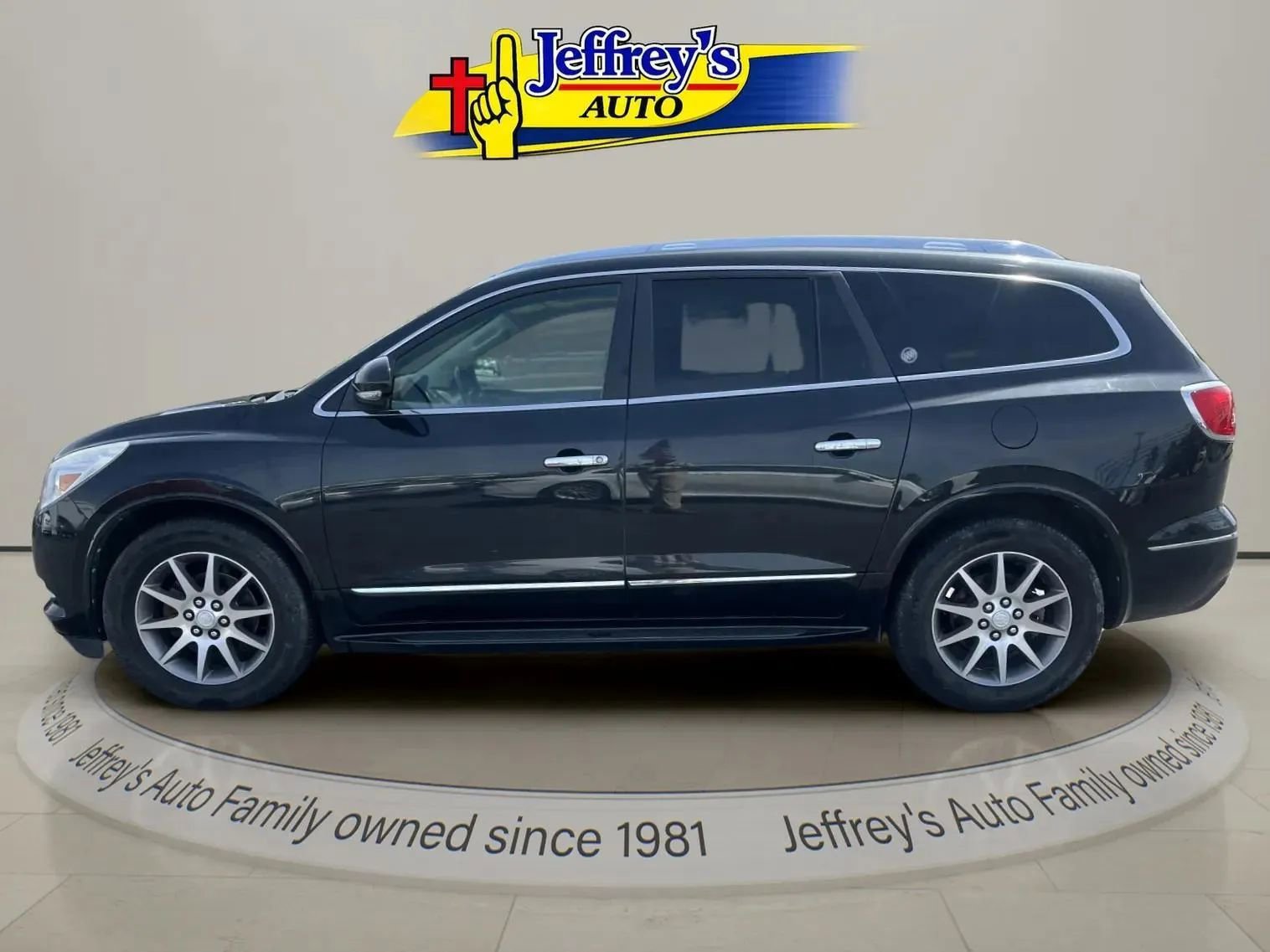 Used 2014 Buick Enclave Leather image 2