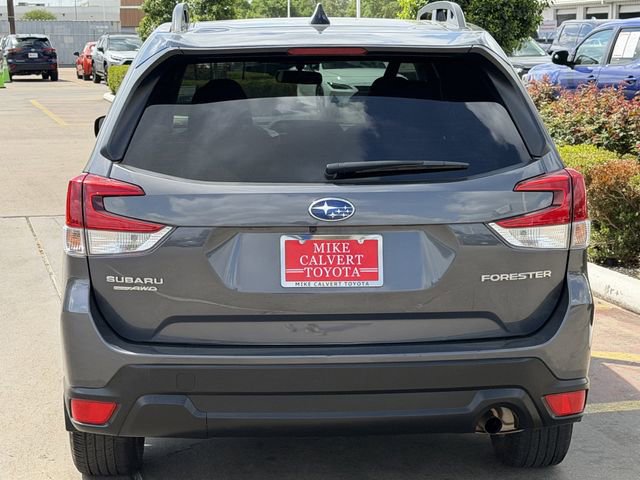 Used 2024 Subaru Forester Premium image 6