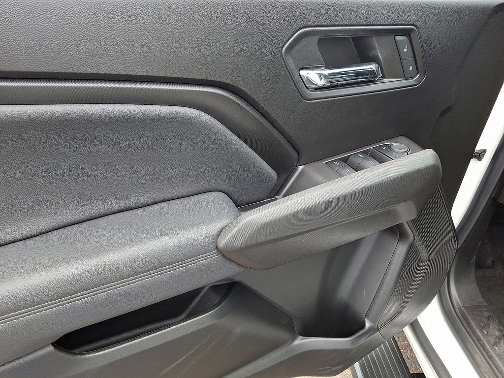 Used 2024 Chevrolet Colorado LT image 13