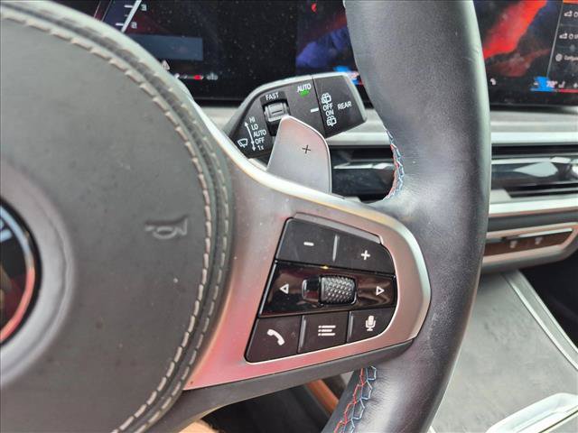 Used 2025 BMW X7 M60i AWD/4WD image 11