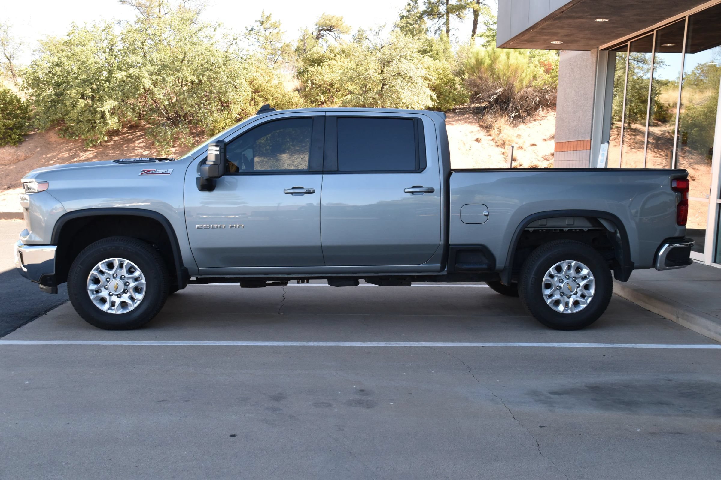 Used 2024 Chevrolet Silverado 2500 LT w/ All Star Edition AWD/4WD image 5