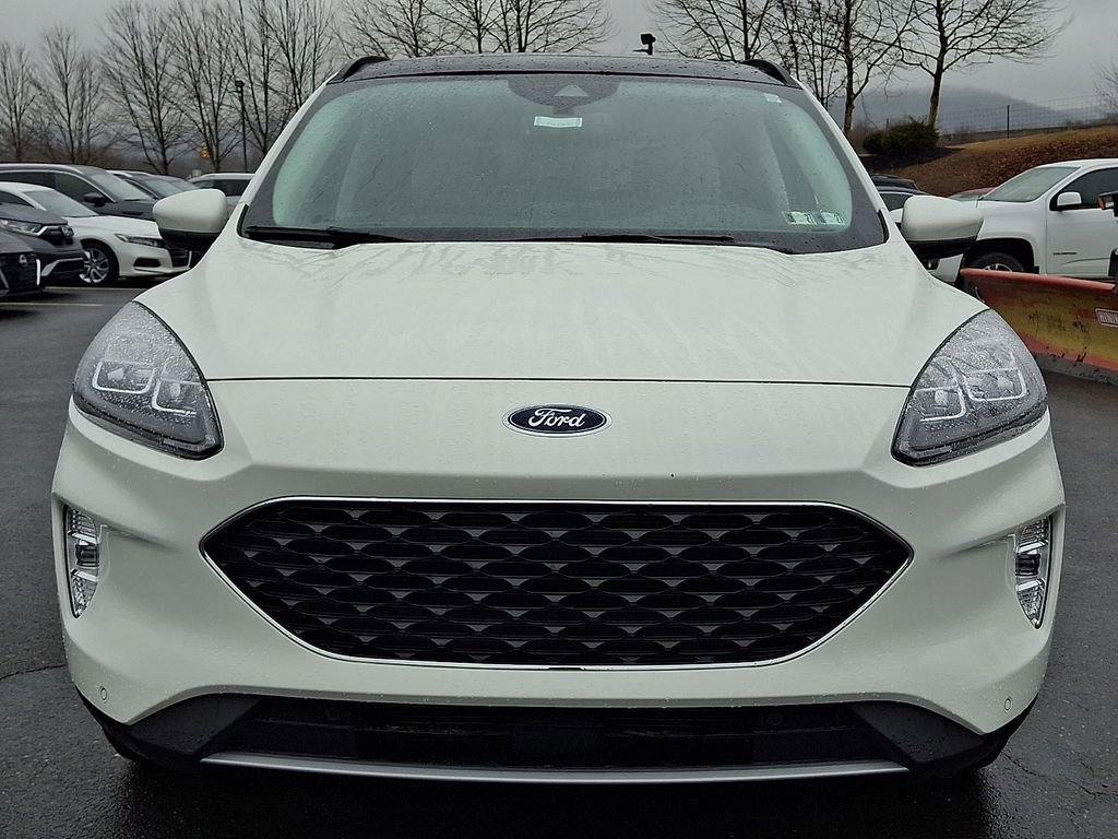 Used 2022 Ford Escape Titanium w/ Class II Trailer Tow Package image 5