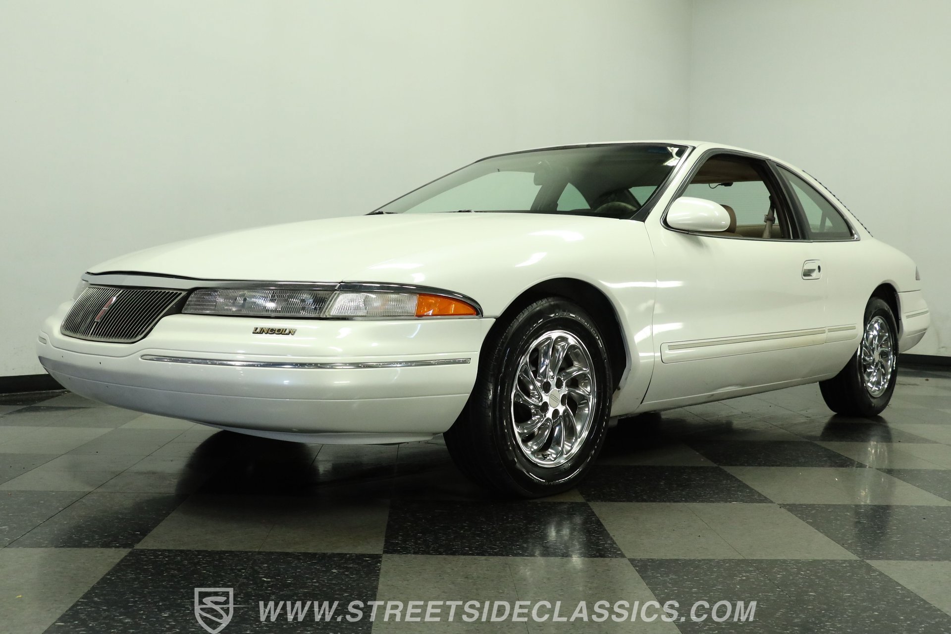 Used 1993 Lincoln Mark VIII RWD image 21