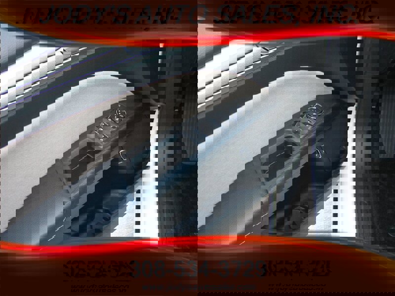 Used 2017 Ford Fusion S image 3