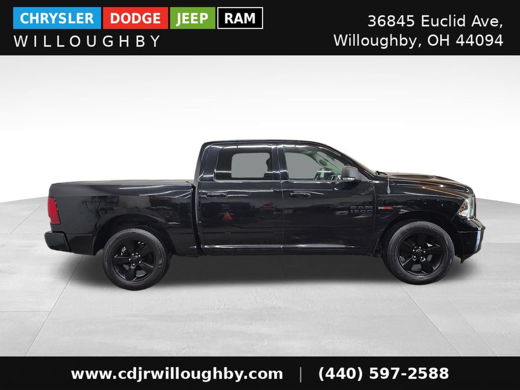 Used 2019 RAM 1500 Classic SLT w/ Black Appearance Group AWD/4WD image 4
