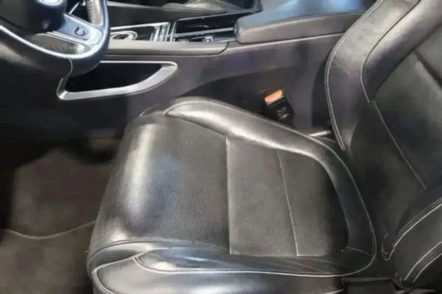 Used 2020 Jaguar F-PACE S image 30