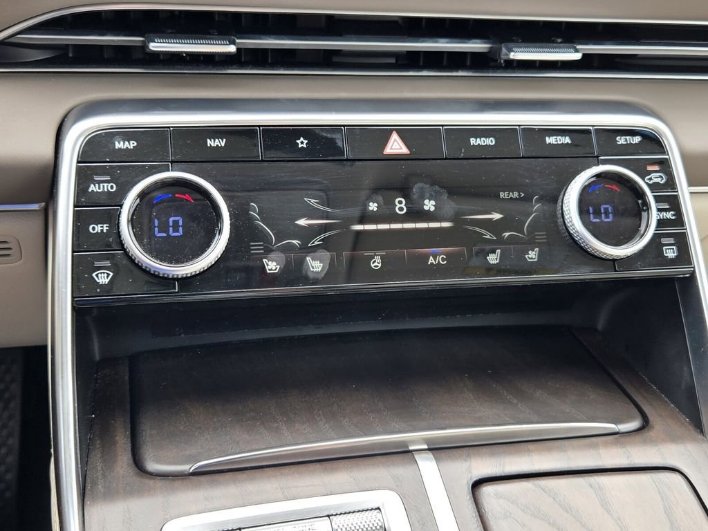 Used 2023 Genesis GV80 3.5T w/ Prestige Package AWD/4WD image 21