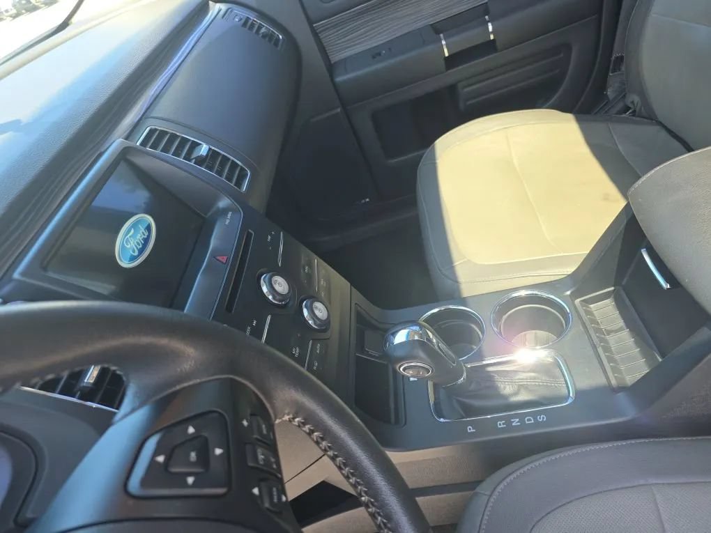 Used 2017 Ford Flex SEL w/ Equipment Group 202A FWD image 32