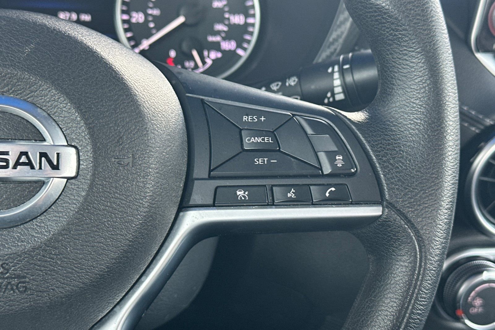 Used 2023 Nissan Sentra SV FWD image 29
