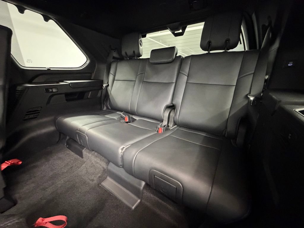 Used 2026 Toyota Sequoia Platinum AWD/4WD image 41