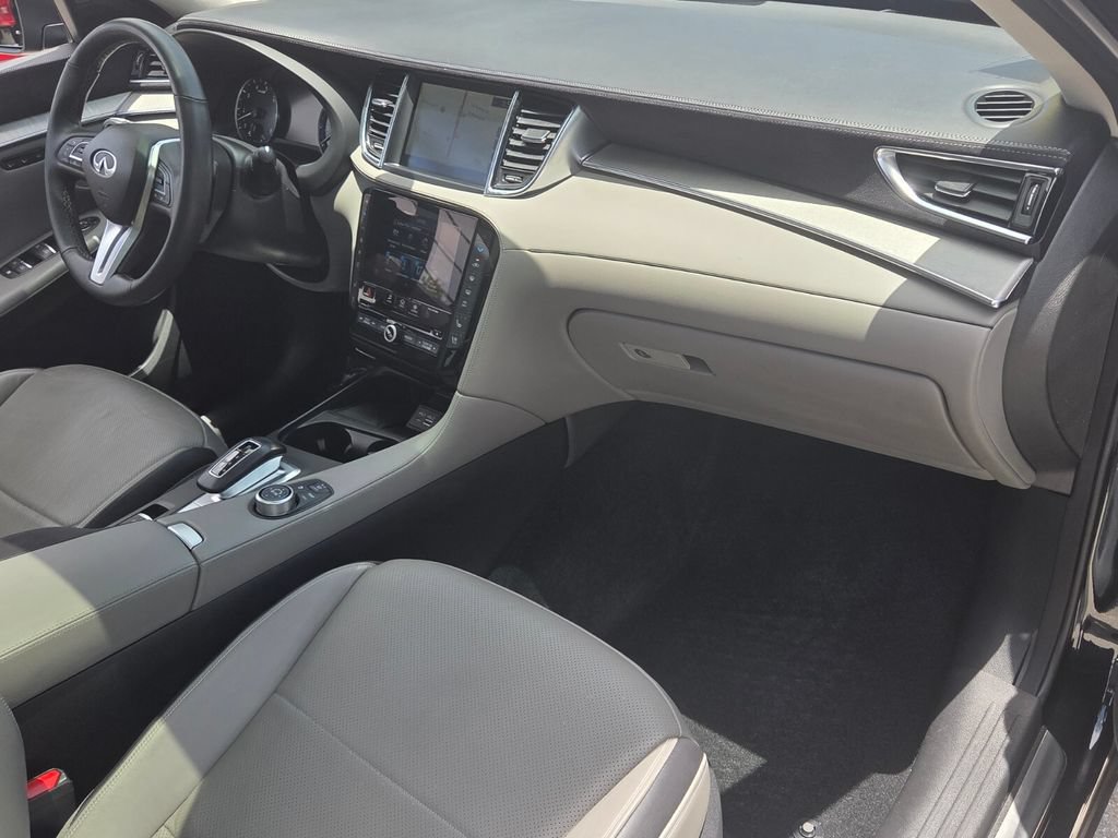 Used 2023 INFINITI QX50 Sensory FWD image 17