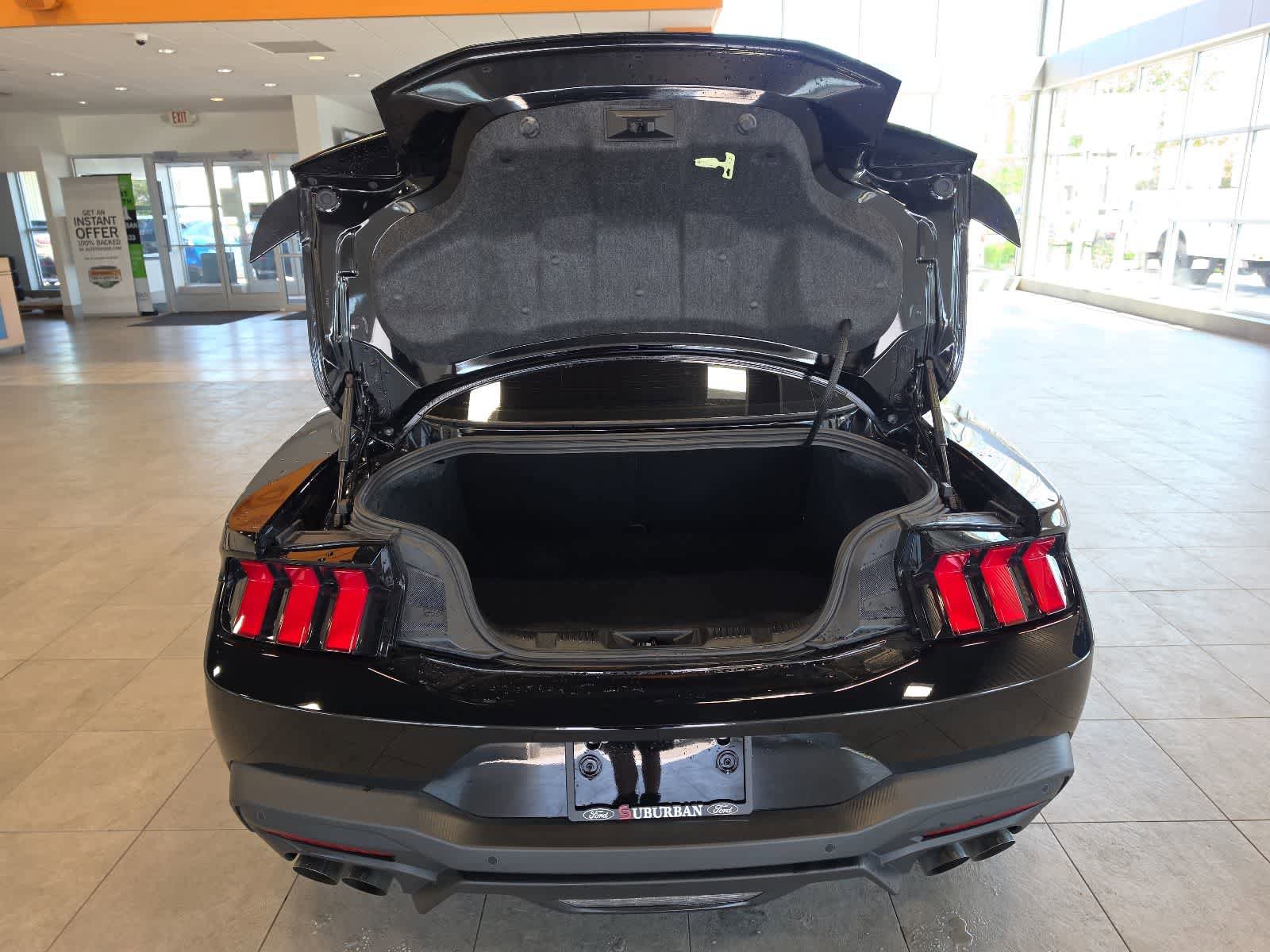 Used 2025 Ford Mustang GT RWD image 30