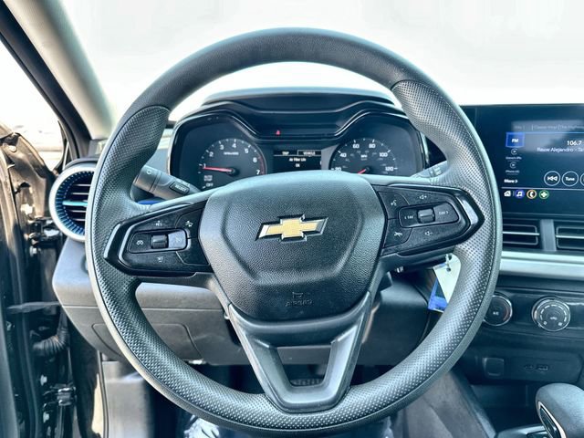 Certified 2024 Chevrolet Trax LS w/ Driver Confidence Package image 11