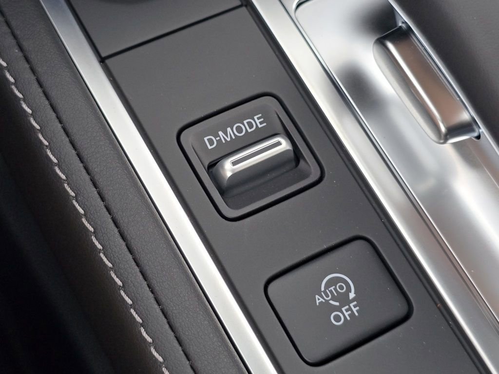 Certified 2025 INFINITI QX60 Luxe w/ Cargo Package image 9