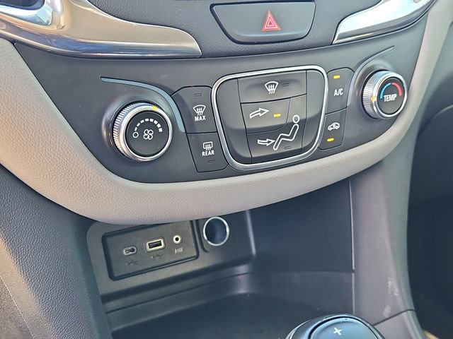 Used 2021 Chevrolet Equinox LS w/ LS Convenience Package FWD image 25