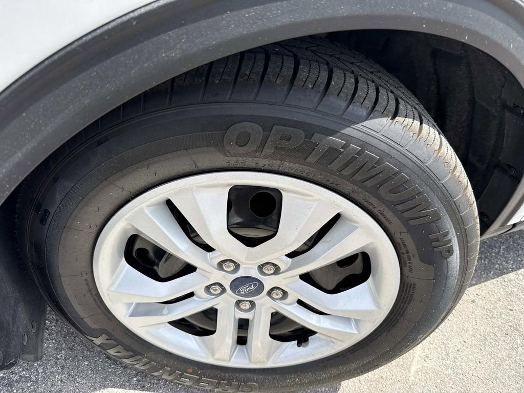 Used 2020 Ford Escape S image 10