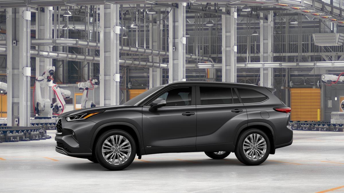 New 2025 Toyota Highlander Platinum image 3