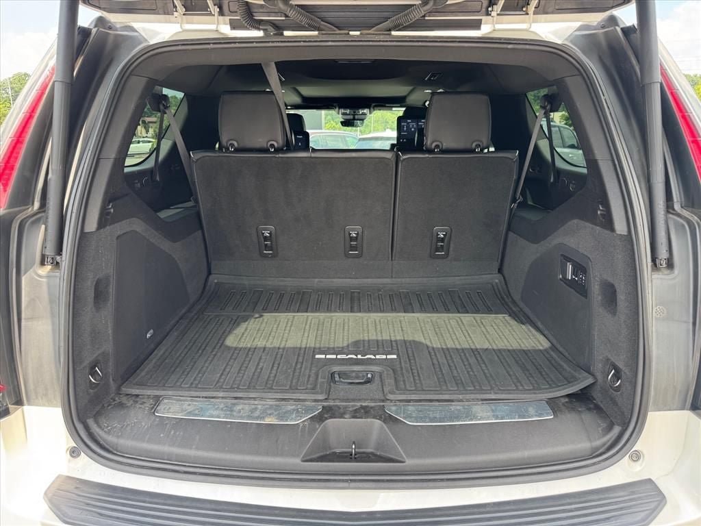 Used 2021 Cadillac Escalade ESV Sport w/ Driver Assist Tech Package AWD/4WD image 18
