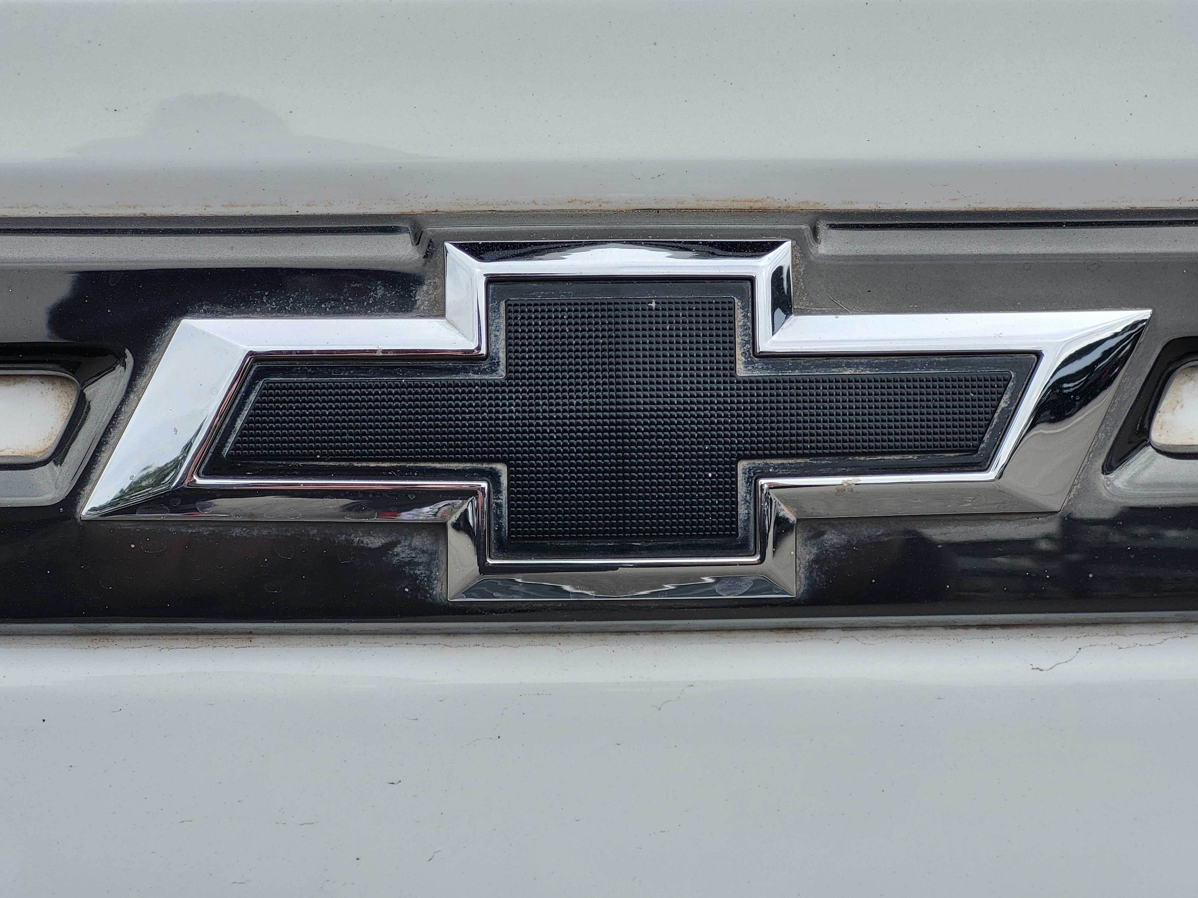 Used 2021 Chevrolet Suburban Z71 w/ Rear Media and Nav Package AWD/4WD image 11