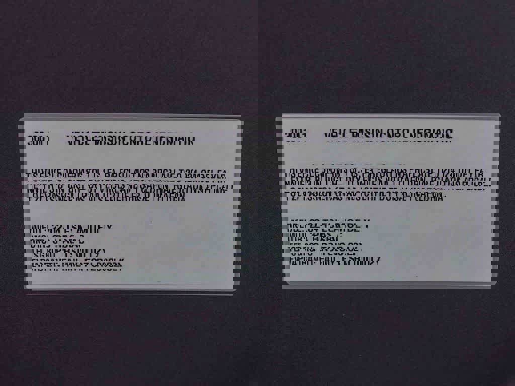 Used 2024 Tesla Model Y Performance image 29