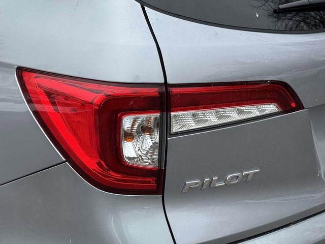 Used 2020 Honda Pilot Touring image 9