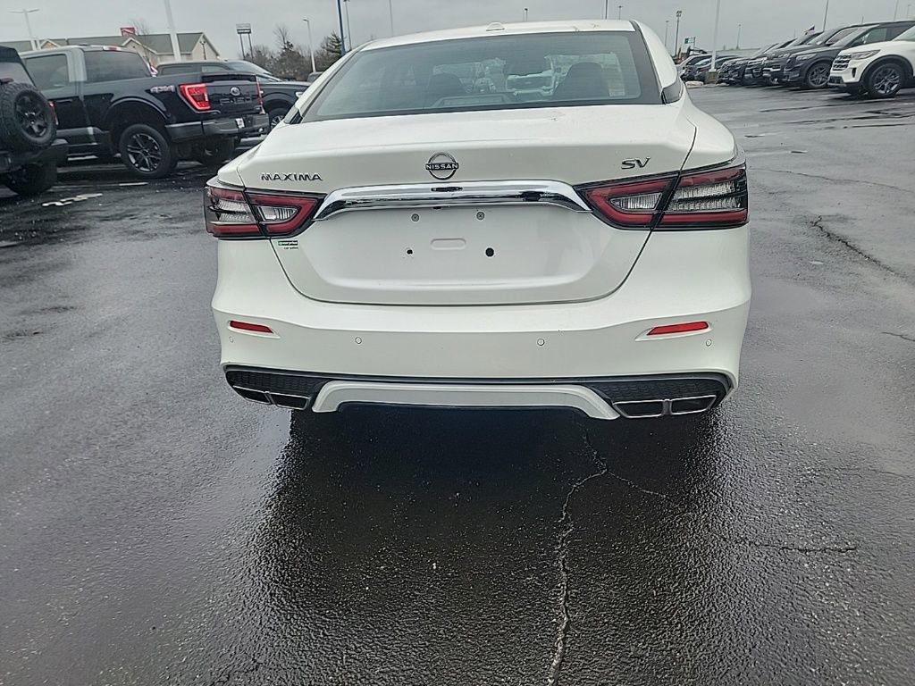 Used 2023 Nissan Maxima SV w/ Floor Mat Group image 4