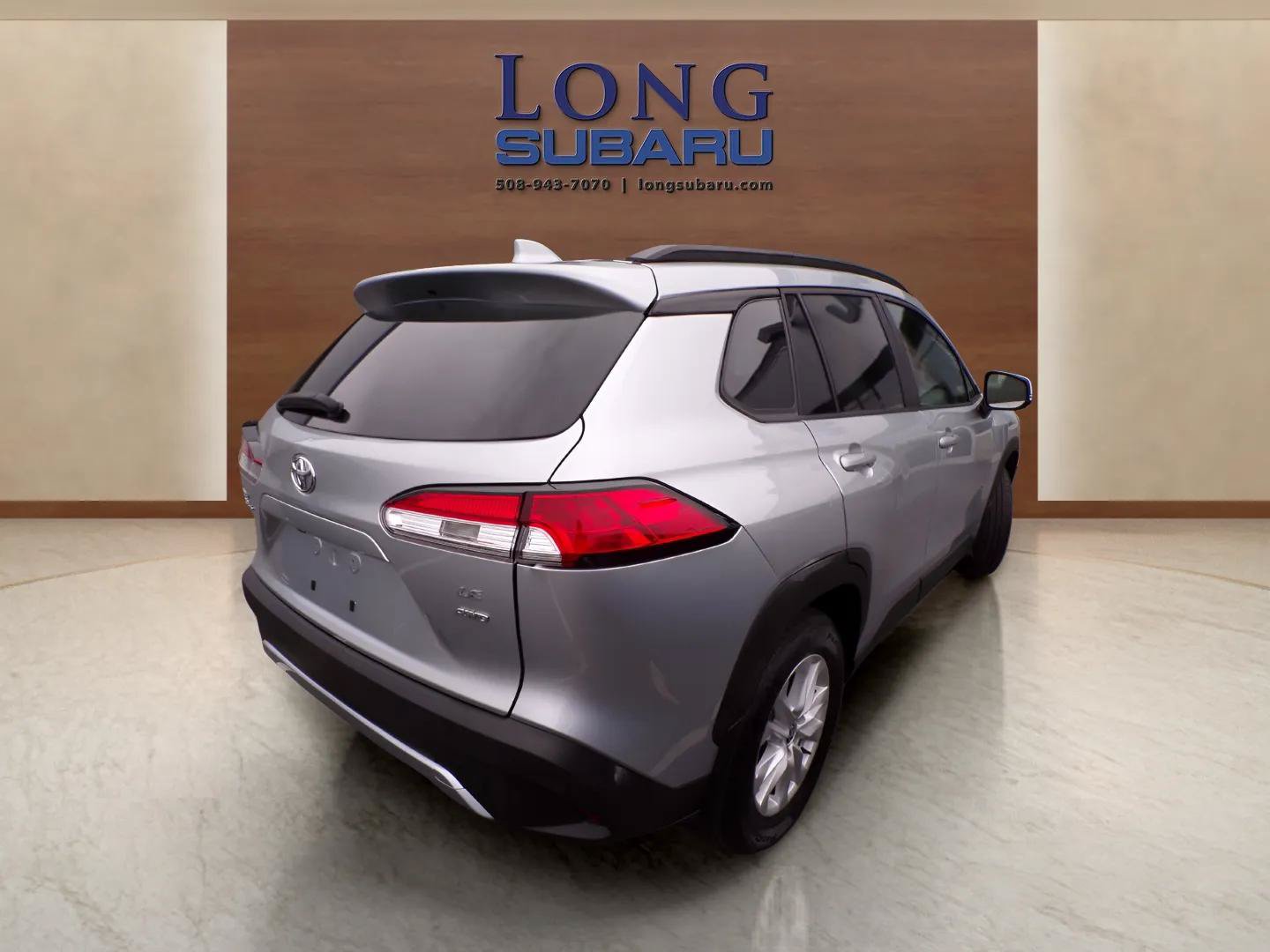 Used 2023 Toyota Corolla Cross LE w/ Moonroof Package AWD/4WD image 5