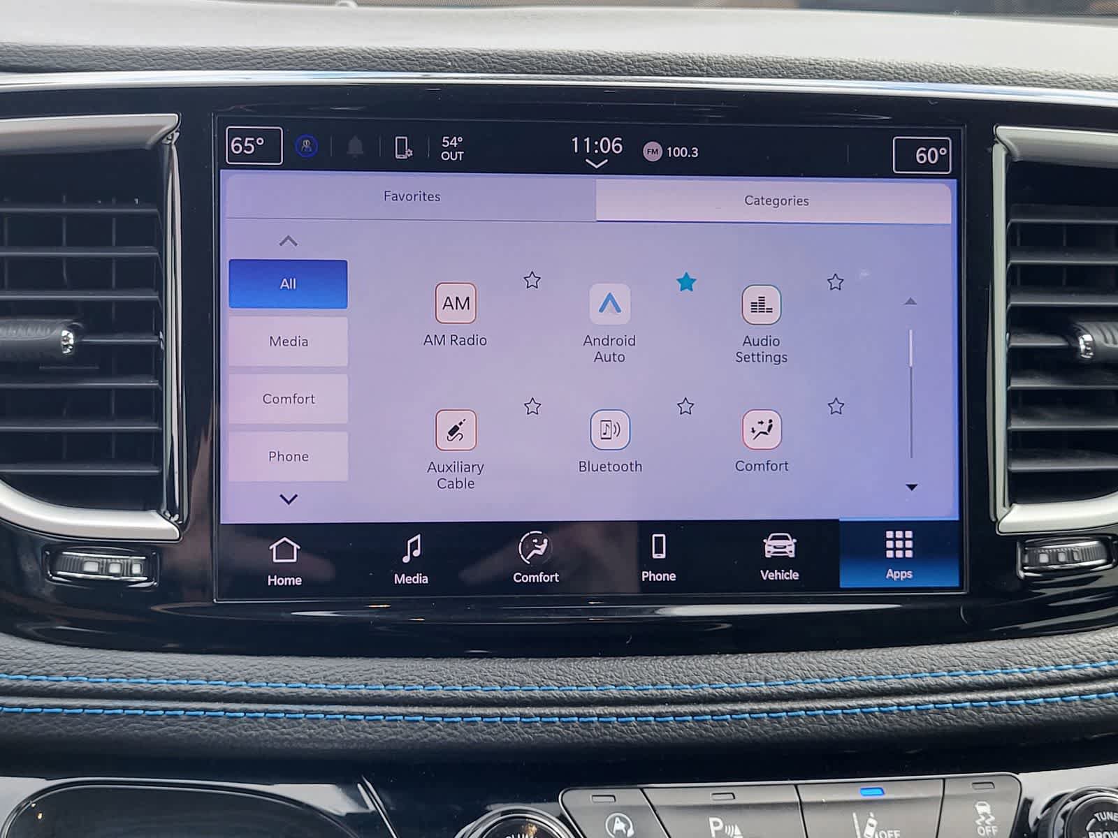 Used 2021 Chrysler Pacifica Touring FWD image 19