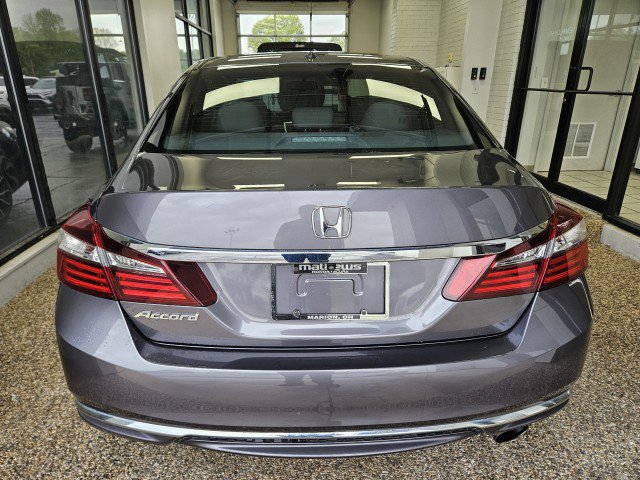 Used 2017 Honda Accord EX-L image 3