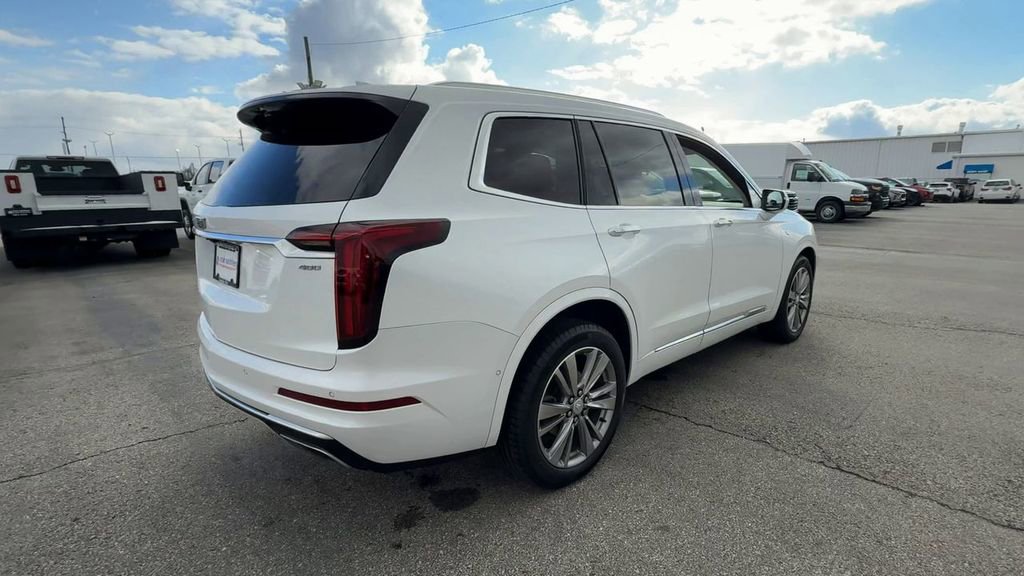 Used 2023 Cadillac XT6 Premium Luxury w/ Technology Package image 8