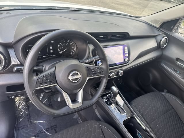 Used 2023 Nissan Kicks SV FWD image 15
